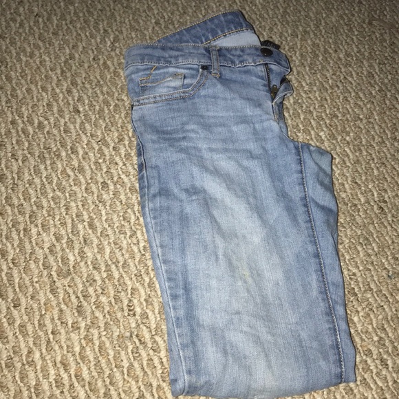 Jean! - Picture 1 of 4